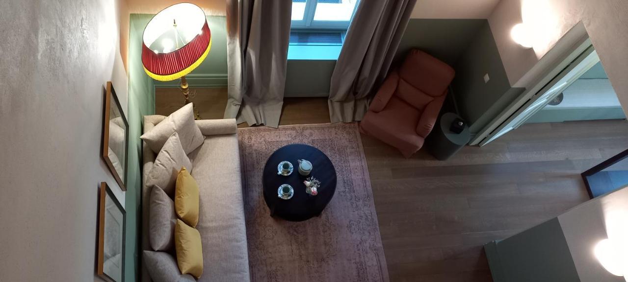 Athinaidos Quarters By K&K Apartment เอเธนส์ ภายนอก รูปภาพ